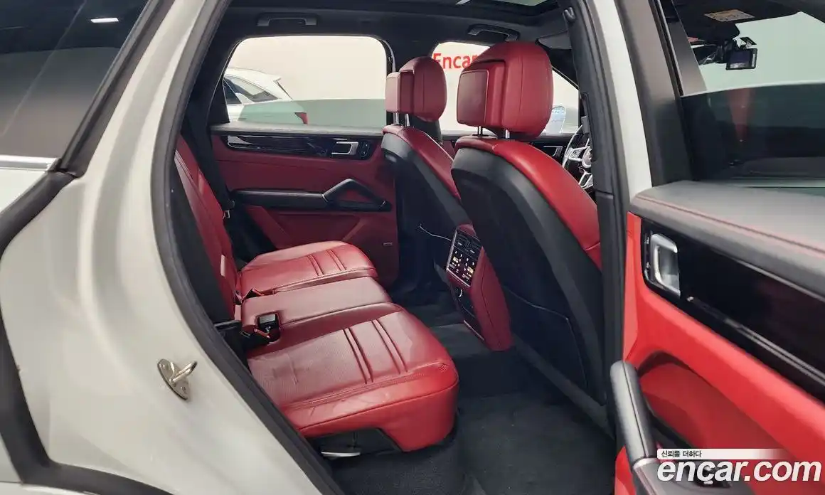 Porsche Cayenne 2021 3.0 Автомат в Москве № 165622, фото 15