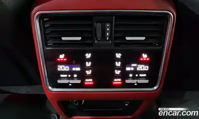 Porsche Cayenne 2021 3.0 Автомат в Москве № 165622, миниатюра 3