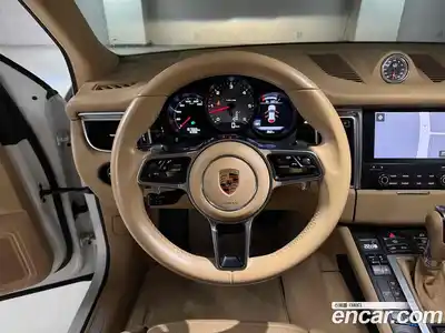 Porsche Macan 2017 3.0 Автомат в Москве № 165673, миниатюра 6