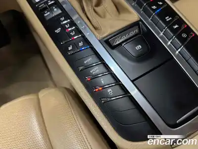 Porsche Macan 2017 3.0 Автомат в Москве № 165673, миниатюра 10