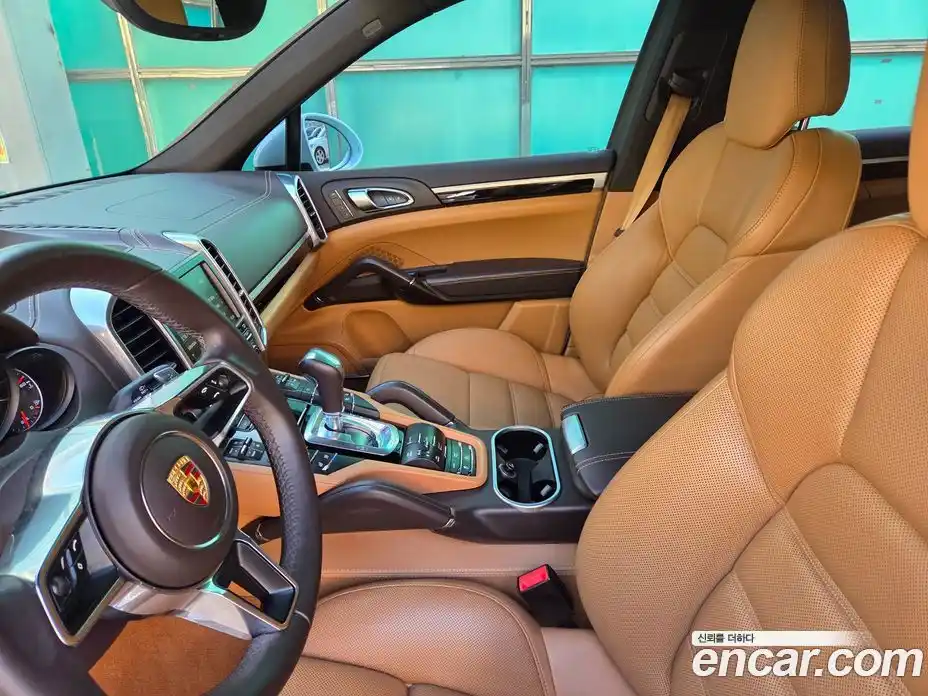 Porsche Cayenne 2015 4.1 Автомат в Москве № 165915, фото 17