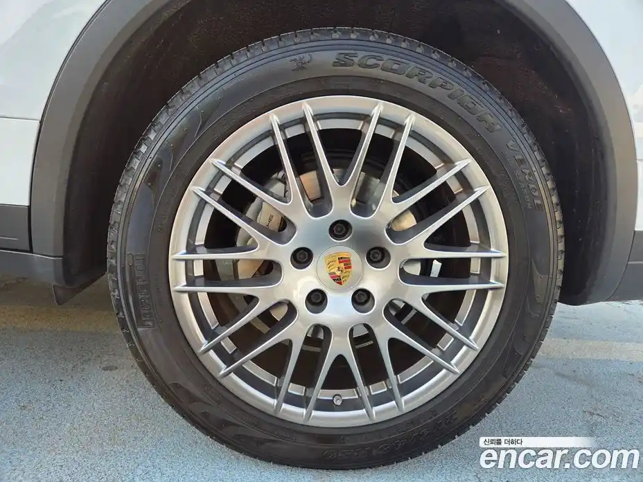 Porsche Cayenne 2015 4.1 Автомат в Москве № 165915, фото 19