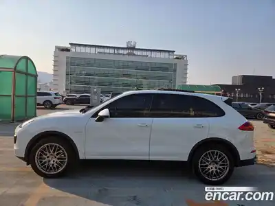 Porsche Cayenne 2015 4.1 Автомат в Москве № 165915, миниатюра 6
