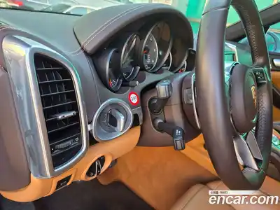 Porsche Cayenne 2015 4.1 Автомат в Москве № 165915, миниатюра 9