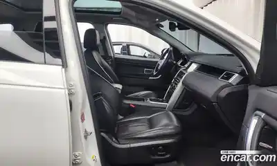 Land Rover Discovery Sport 2017 2.0 Автомат в Москве № 166355, миниатюра 3