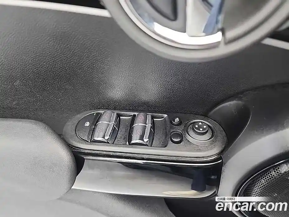 Mini Cooper 2023 2.0 Автомат в Москве № 167071, фото 15