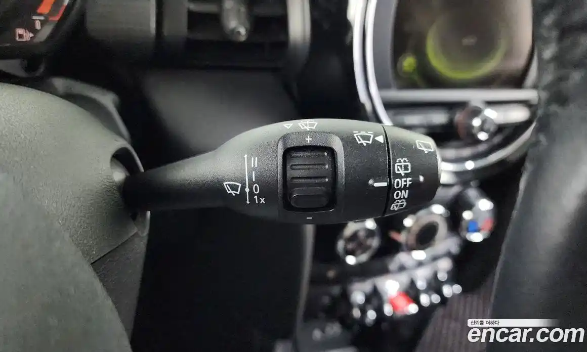 Mini Cooper 2018 1.5 Автомат в Москве № 167210, фото 17