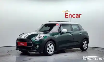 Mini Cooper 2018 1.5 Автомат в Москве № 167210, миниатюра 4