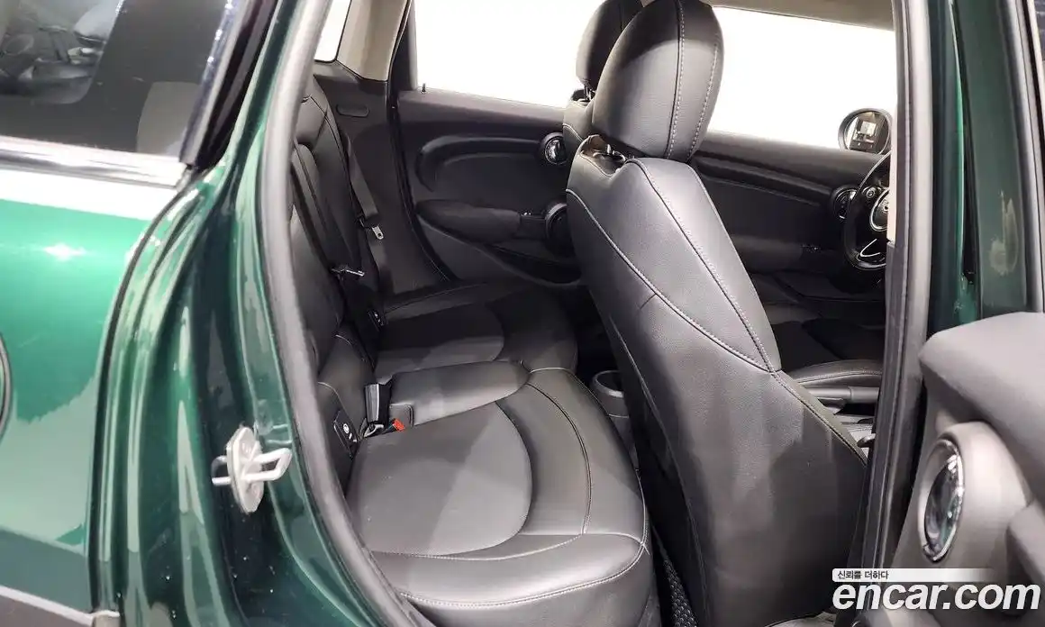 Mini Cooper 2018 1.5 Автомат в Москве № 167210, фото 7