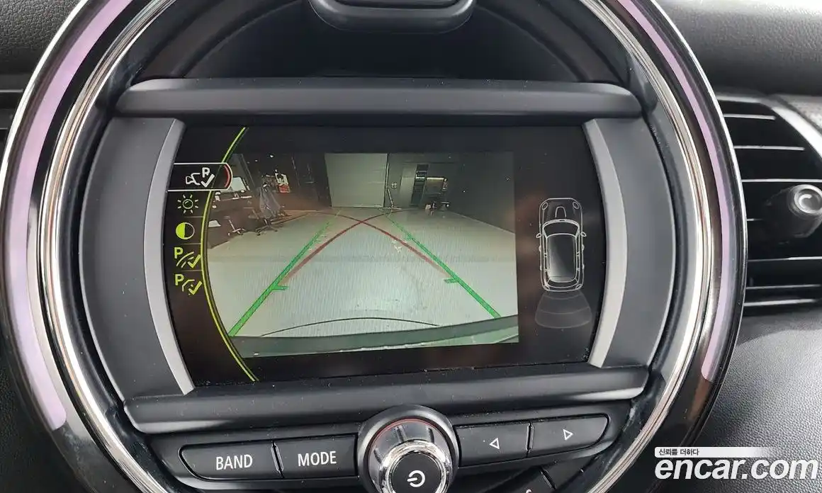 Mini Cooper 2018 1.5 Автомат в Москве № 167210, фото 9