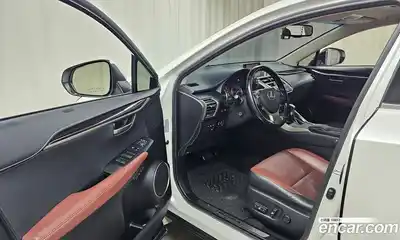 Lexus NX 2017 2.5 Автомат в Москве № 168264, миниатюра 10