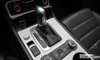 Volkswagen Touareg, 2014