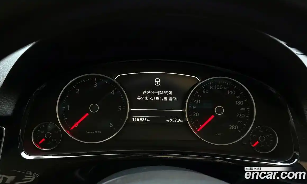 Volkswagen Touareg 2014 4.1 Автомат в Москве № 169012, фото 16