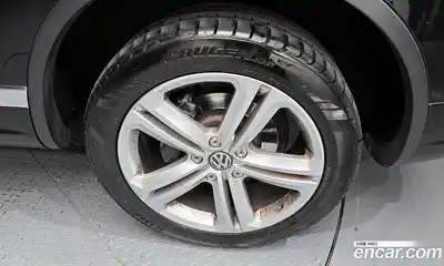 Volkswagen Touareg 2014 4.1 Автомат в Москве № 169012, миниатюра 5