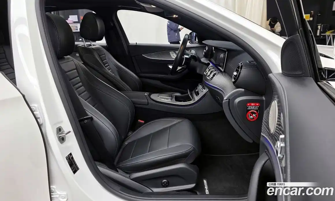 Mercedes-Benz E-Class 2021 2.0 Автомат в Москве № 171029, фото 9