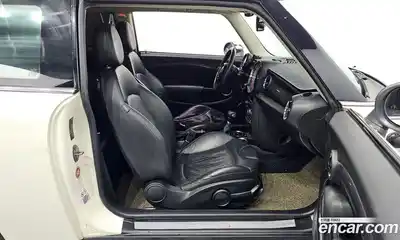 Mini Cooper 2013 1.6 Автомат в Москве № 179805, миниатюра 11