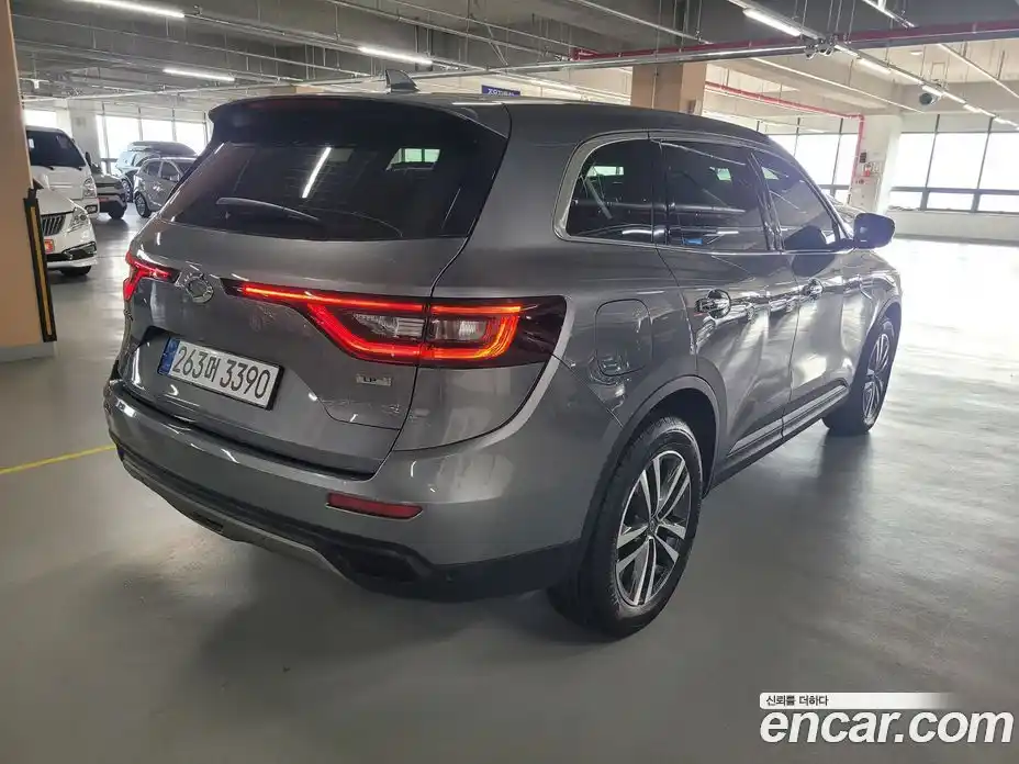 Renault QM6 2021 2.0 Автомат в Москве № 180076, фото 19