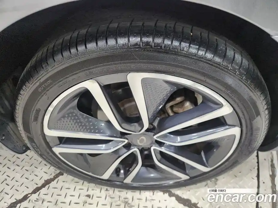 Renault SM6 2016 1.6 Автомат в Москве № 186340, фото 18