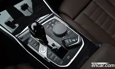 BMW 3-Series 2022 2.0 Автомат в Москве № 187061, миниатюра 2