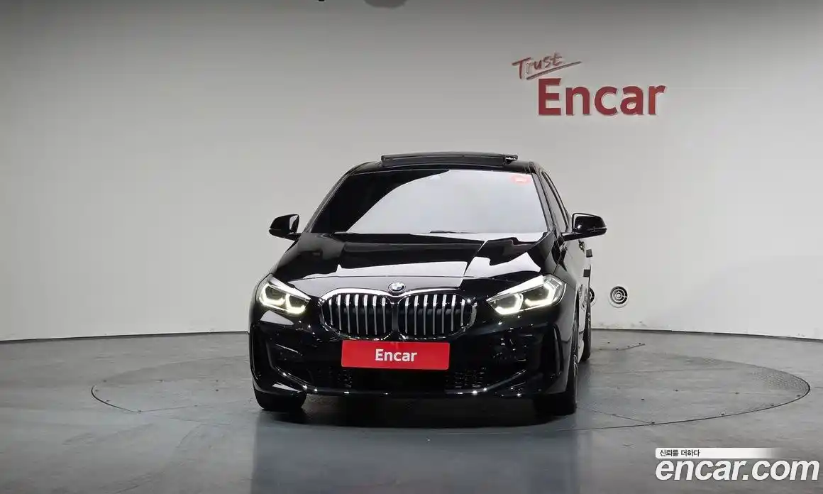 BMW 1-Series 2024 2.0 Автомат в Москве № 187134, фото 3