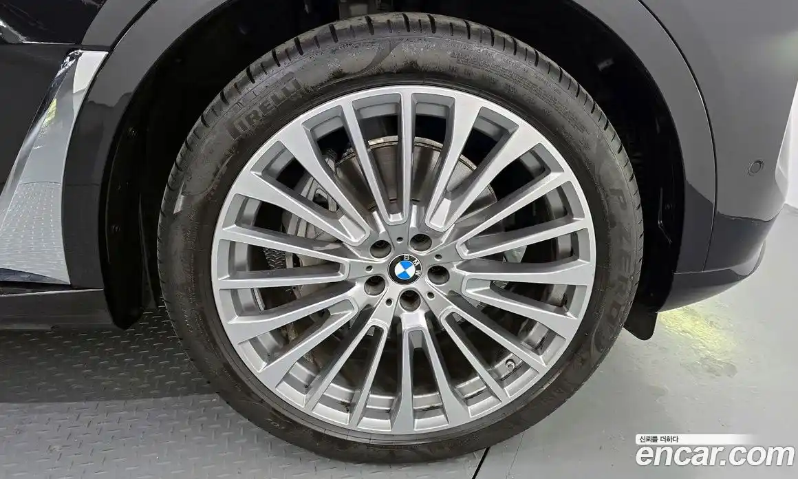 BMW X7 2024 3.0 Автомат в Москве № 188468, фото 1