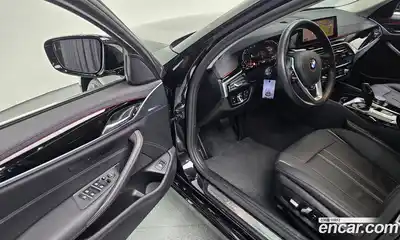 BMW 5-Series 2020 2.0 Автомат в Москве № 188551, миниатюра 3