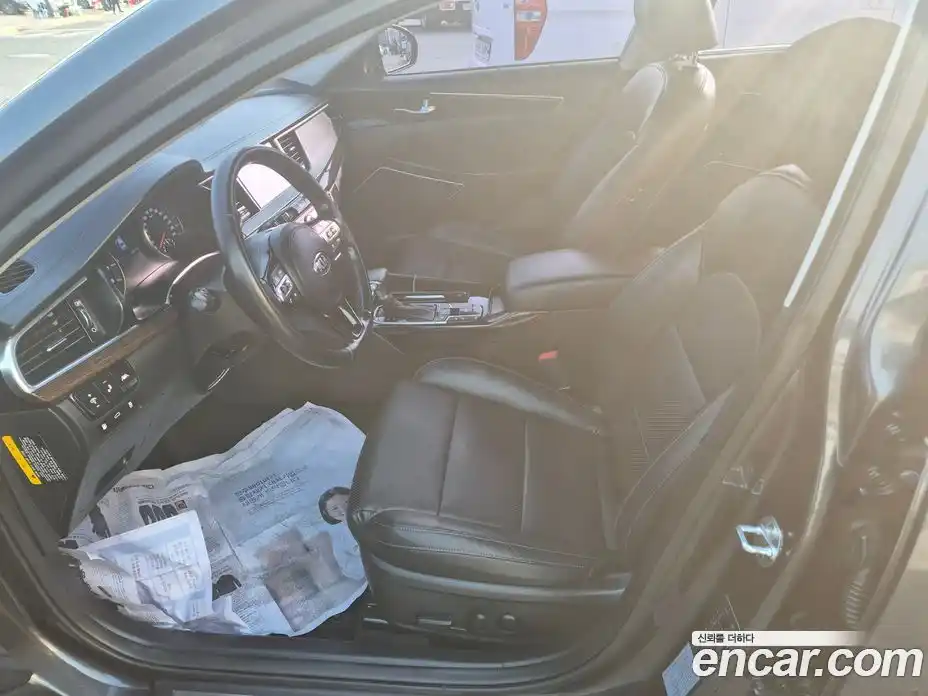 Kia K7 2019 2.4 Автомат в Москве № 19048, фото 16