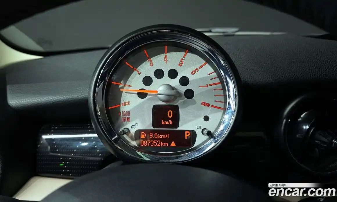 Mini Cooper 2013 1.6 Автомат в Москве № 191152, фото 19