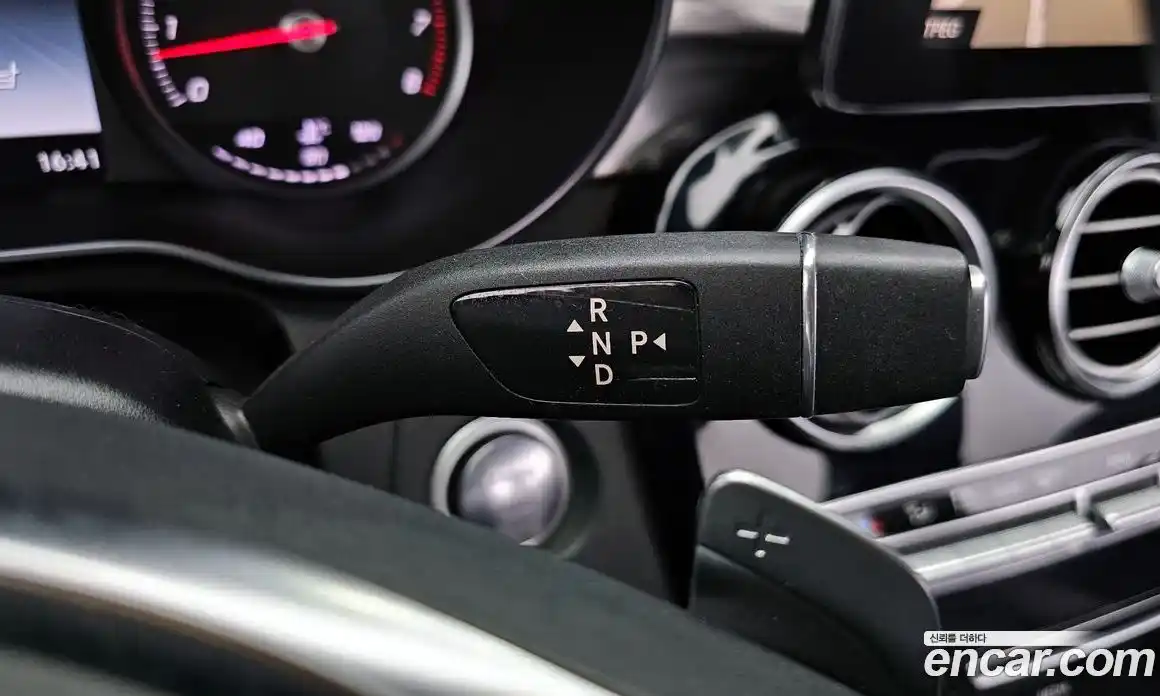 Mercedes-Benz C-Class 2017 2.0 Автомат в Москве № 194886, фото 18