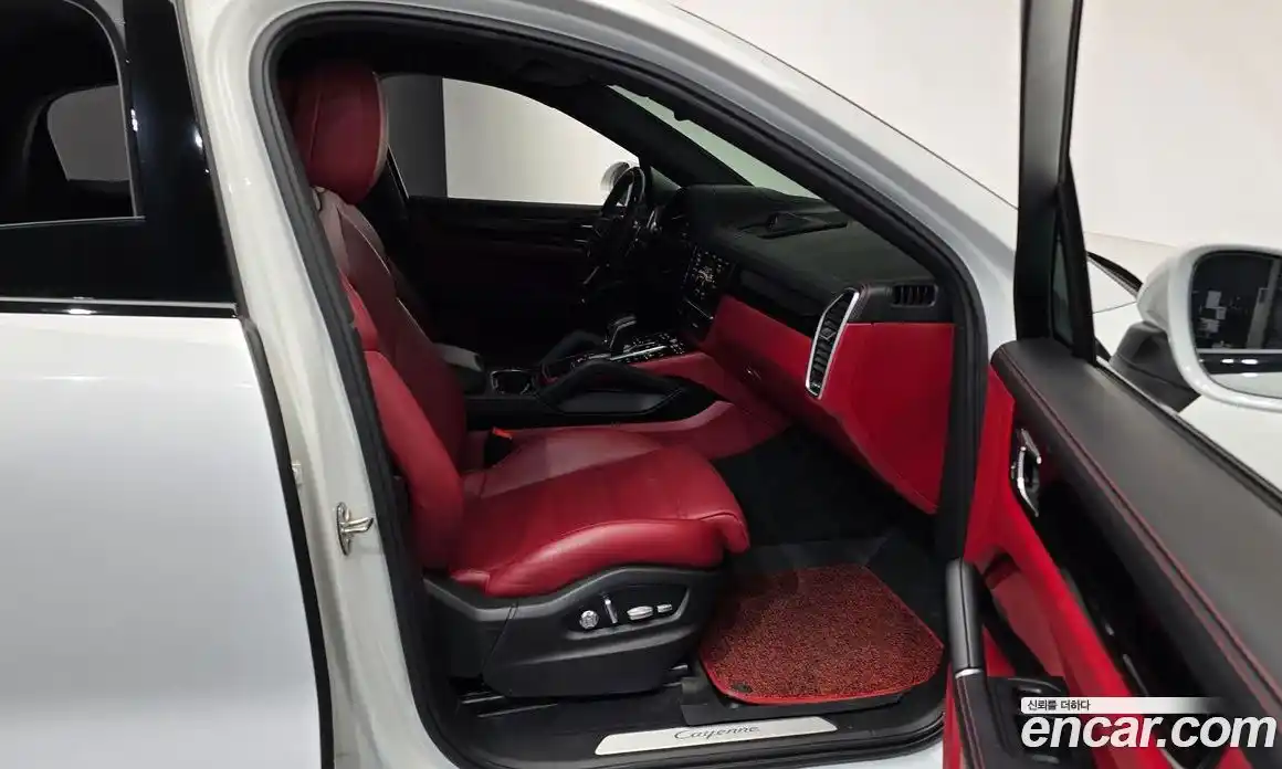 Porsche Cayenne 2021 3.0 Автомат в Москве № 197406, фото 11