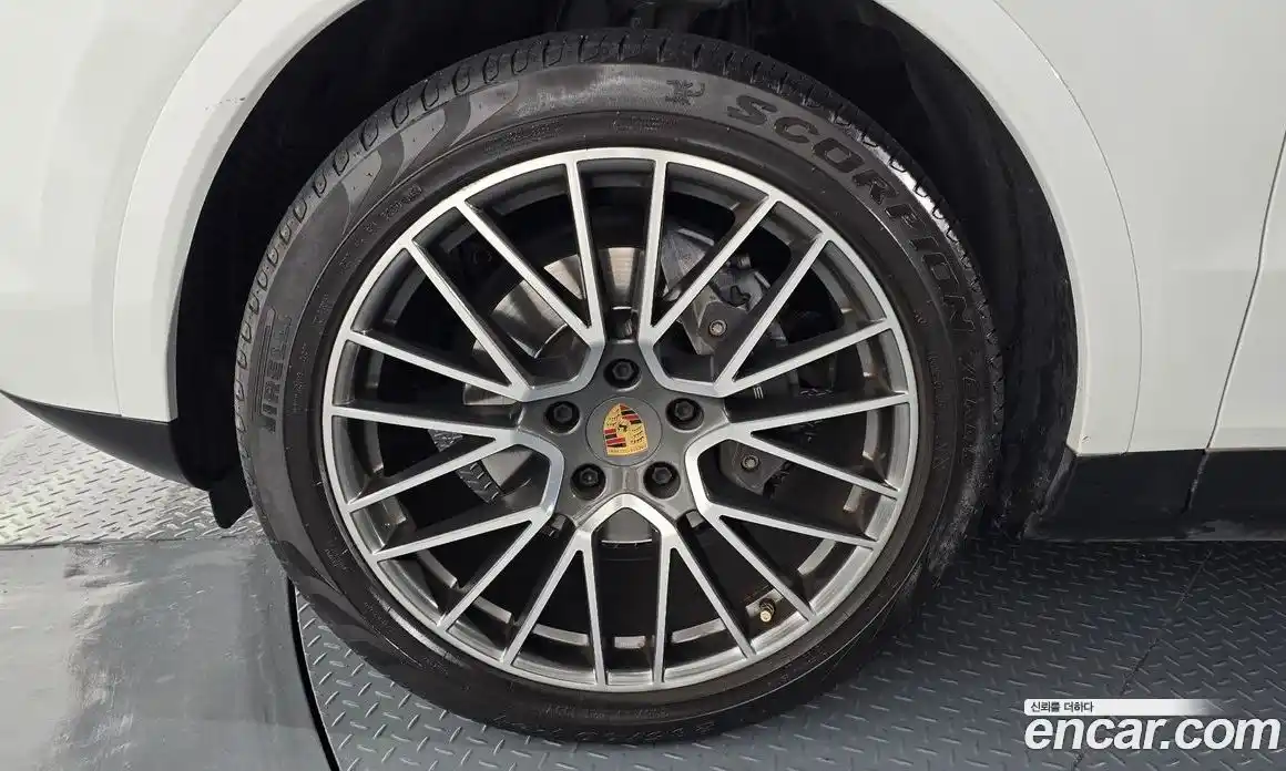 Porsche Cayenne 2021 3.0 Автомат в Москве № 197406, фото 5