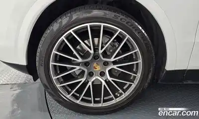 Porsche Cayenne 2021 3.0 Автомат в Москве № 197406, миниатюра 5