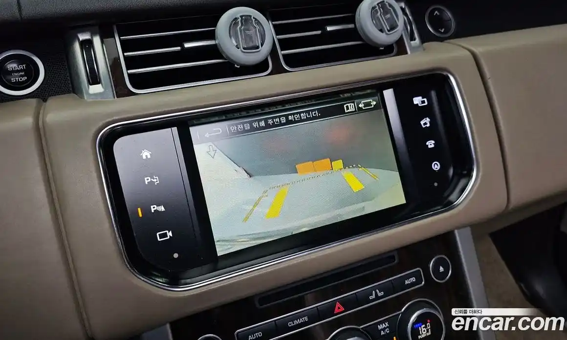 Land Rover Range-Rover 2016 4.4 Автомат в Москве № 198115, фото 15