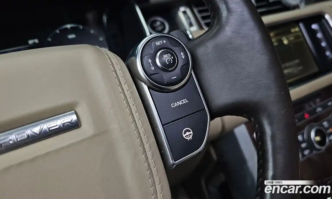 Land Rover Range-Rover 2016 4.4 Автомат в Москве № 198115, фото 19