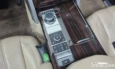 Land Rover Range-Rover 2016 4.4 Автомат в Москве № 198115, миниатюра 9