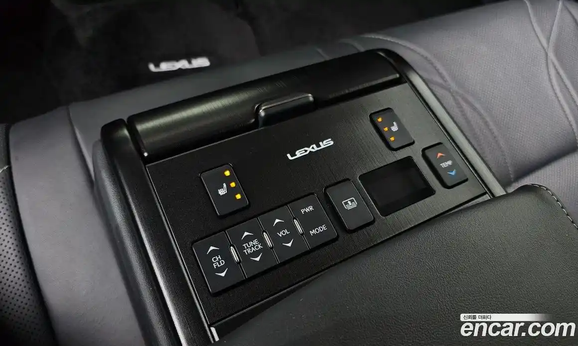 Lexus ES 2025 2.5 Автомат в Москве № 198853, фото 8