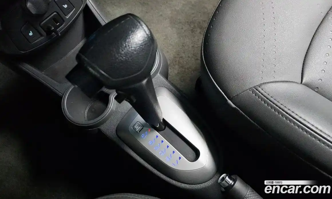 Chevrolet Spark 2014 1.0 Автомат в Москве № 20088, фото 12