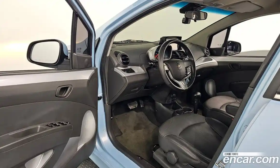 Chevrolet Spark 2014 1.0 Автомат в Москве № 20088, фото 17