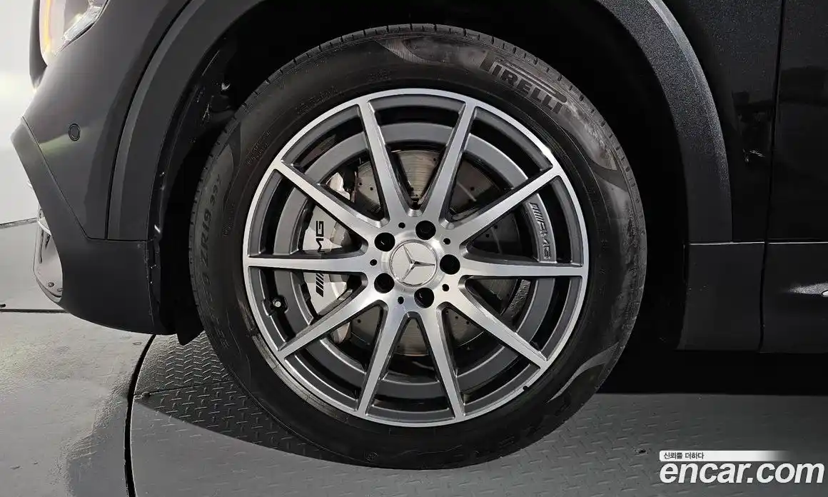 Mercedes-Benz GLB-Class 2023 2.0 Автомат в Москве № 205182, фото 9