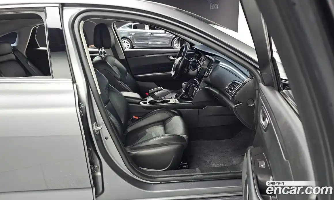 Renault SM6 2019 2.0 Автомат в Москве № 208664, фото 12