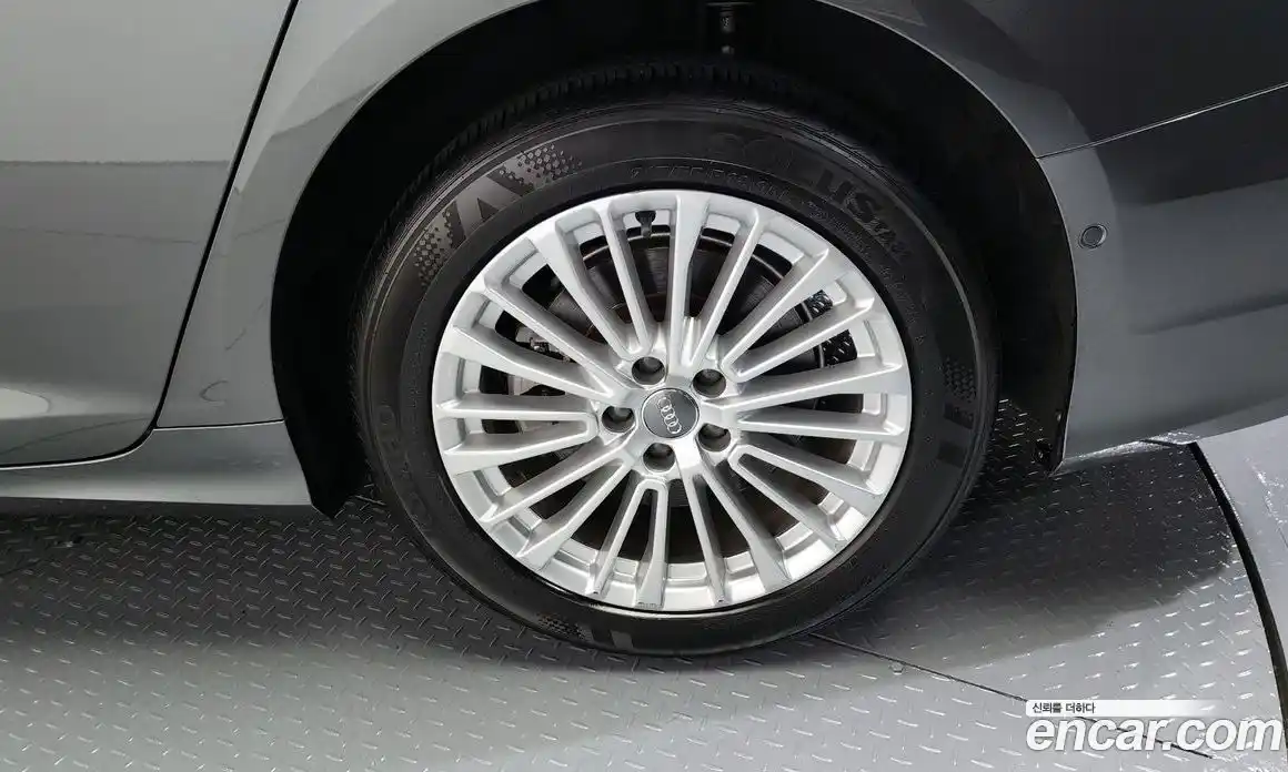 Audi A6 2020 2.0 Автомат в Москве № 212486, фото 15