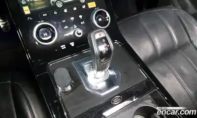 Land Rover Range-Rover Evoque 2022 2.0 Автомат в Москве № 213357, миниатюра 9