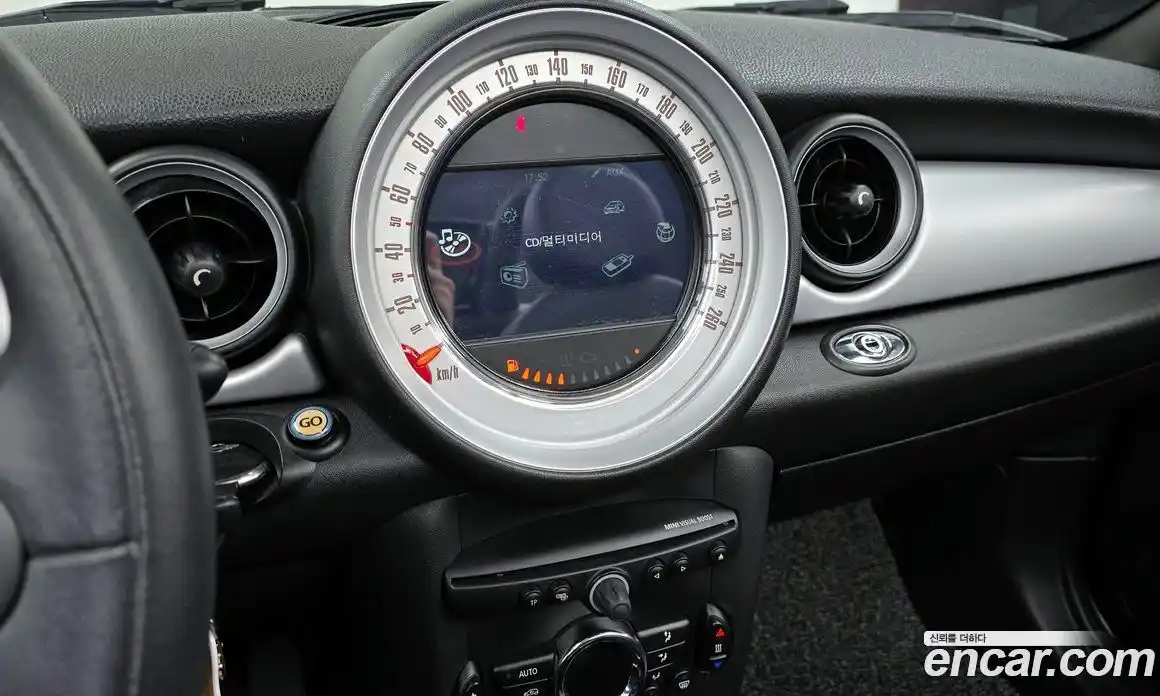 Mini Roadster 2013 1.6 Автомат в Москве № 214379, фото 16