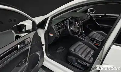 Volkswagen Golf 2016 2.0 Автомат в Москве № 215122, миниатюра 6