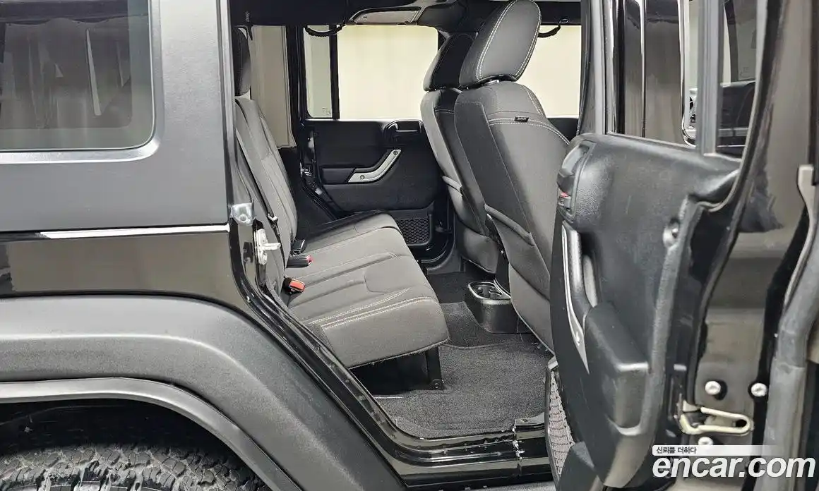 Jeep Wrangler 2017 3.6 Автомат в Москве № 215450, фото 14