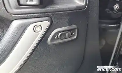 Jeep Wrangler 2017 3.6 Автомат в Москве № 215450, миниатюра 10