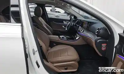 Mercedes-Benz E-Class 2017 2.0 Автомат в Москве № 224735, миниатюра 11