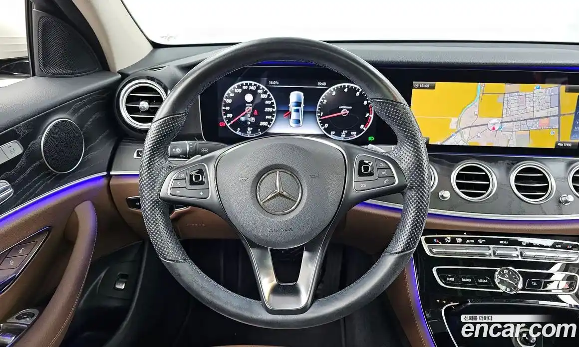 Mercedes-Benz E-Class 2017 2.0 Автомат в Москве № 224735, фото 13