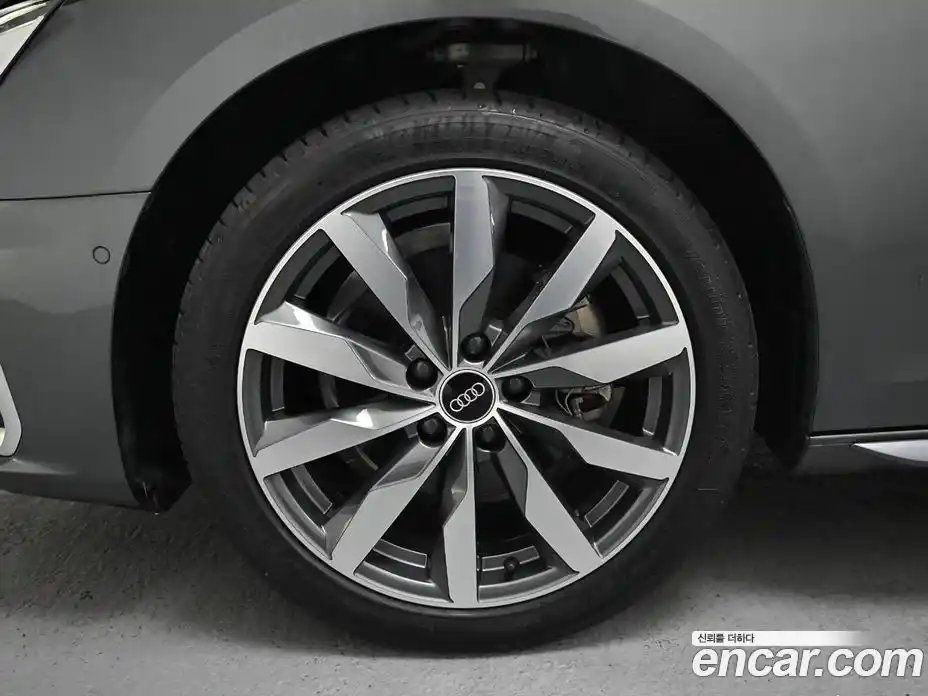 Audi A4 2023 2.0 Автомат в Москве № 230233, фото 5