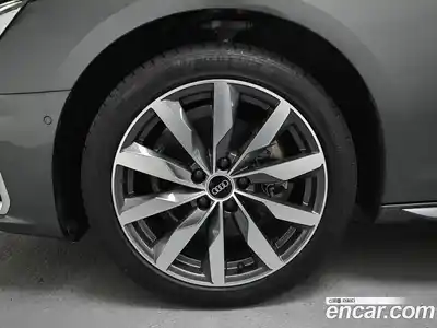 Audi A4 2023 2.0 Автомат в Москве № 230233, миниатюра 5